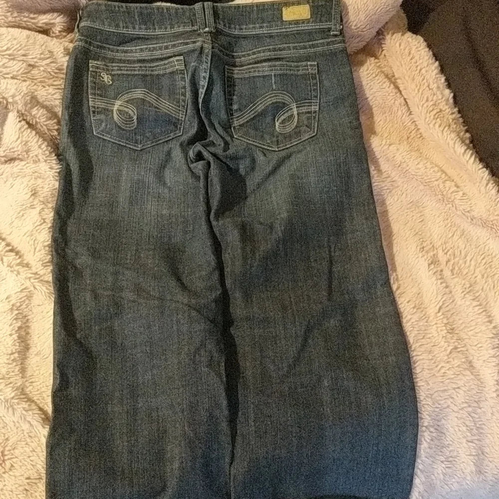 Jeans - Picture 4 of 4